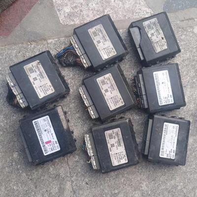 现代IX35智能盒智跑索八福瑞迪圣达菲新胜达控制模块95480-2S200