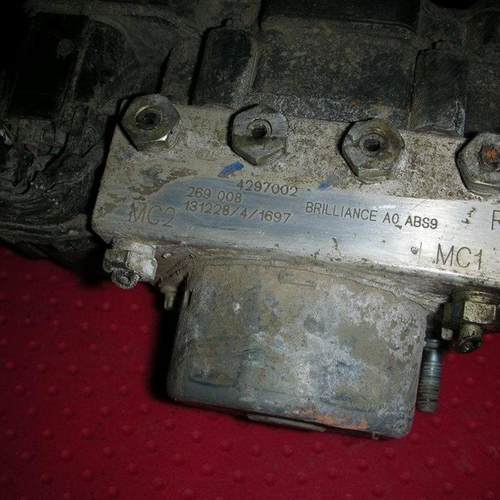 适用于GL8 ABS泵 06陆尊 2.5 3.0 路尊 君威 ABS总成泵体模块