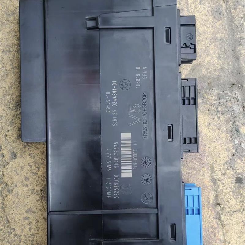 适用于宝马5系7系F18车身电脑JBE接线盒GT520523 528iF02控制模块