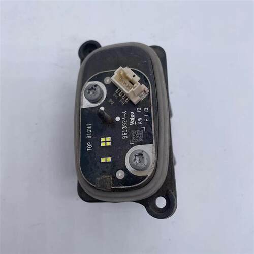 广汽埃安Y高配大灯日行灯光源驱动模块电脑板原厂拆车