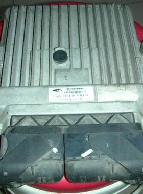 切诺基213 吉普2500 2020 498发动机电脑板 西门子 8800 A2214AA