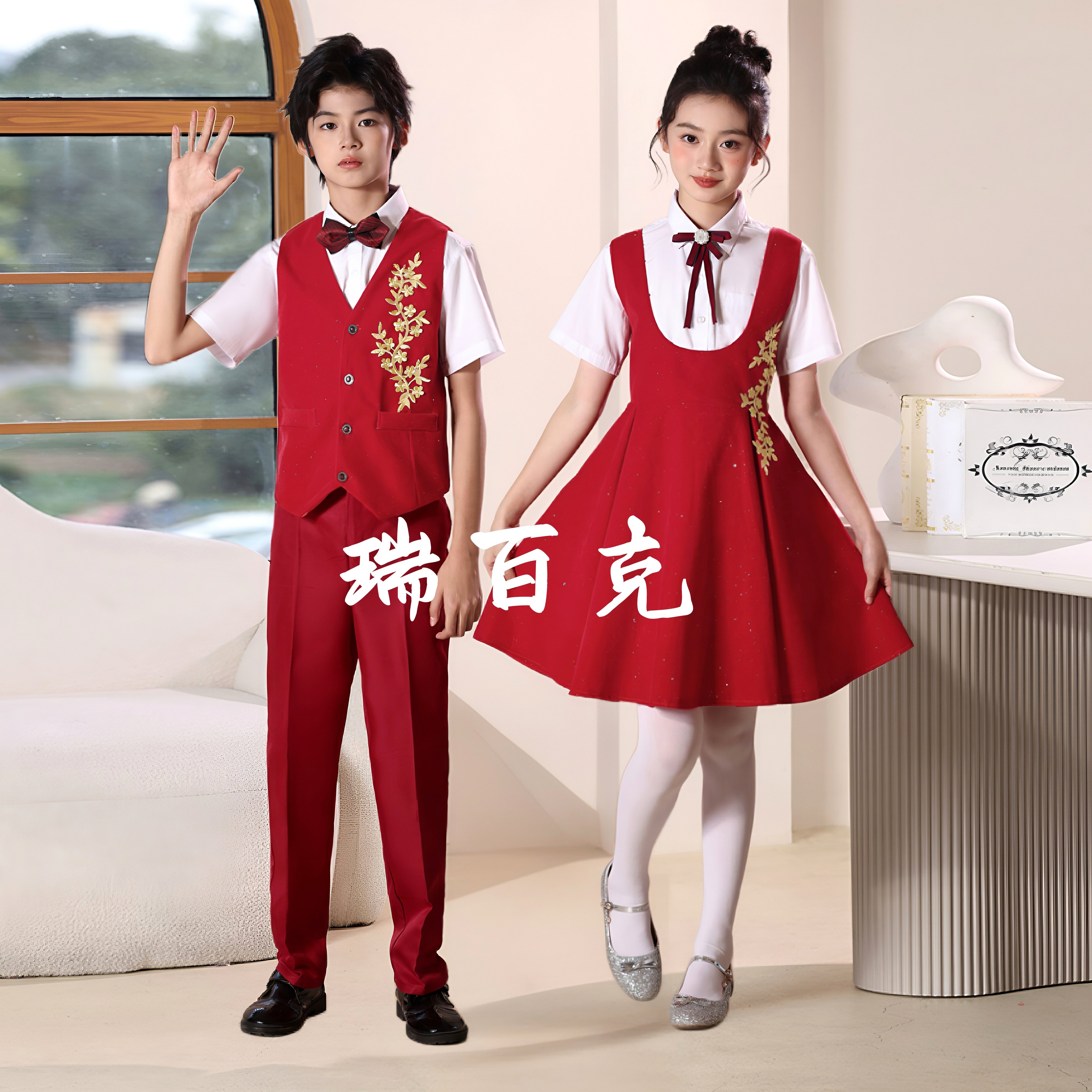 儿童合唱团爱国朗读比赛演出服