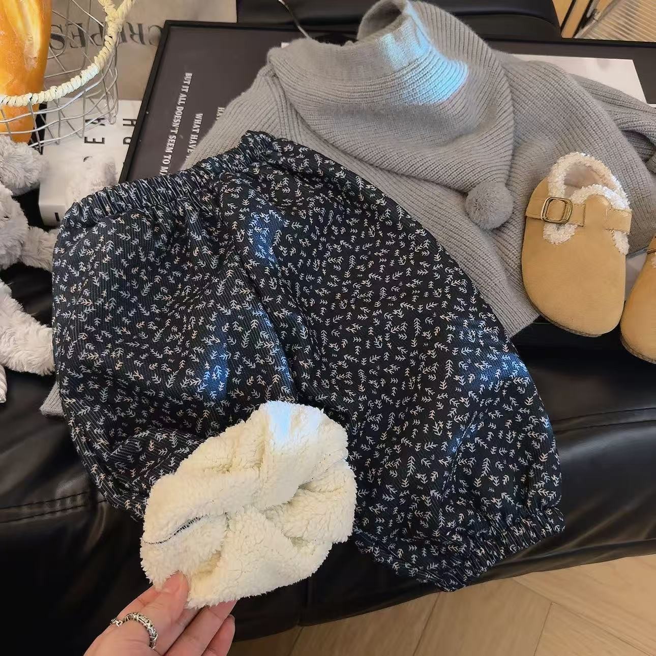 儿童加绒裤加厚裤子女童冬季新款男童保暖裤宝宝外穿卫裤童裤童装