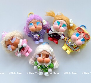 CRYBABY哭娃度假Vacation On搪胶毛绒恋夏一族娃衣毛衣着替 Mode