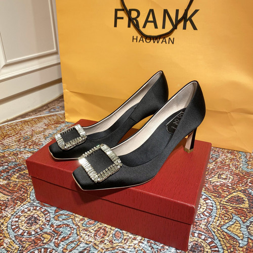 rv秋冬新款水钻绸缎舒适高跟鞋