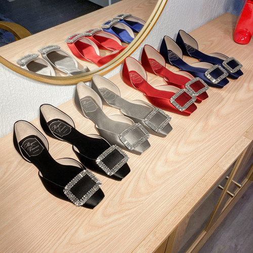 rv方扣水钻中空平底单鞋女夏