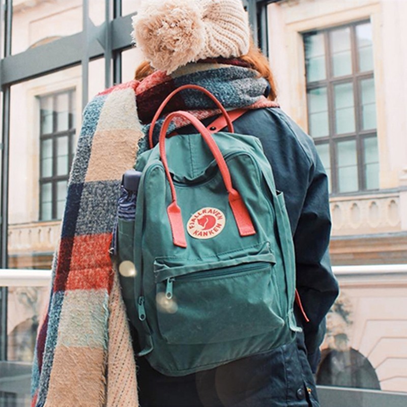 北极狐瑞典学生防水双肩包