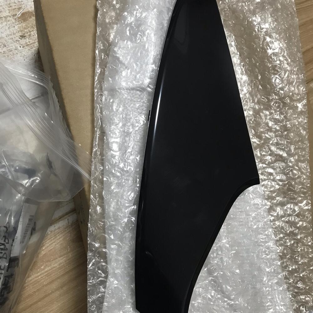 潍柴新能源蓝擎悦前雾灯盖板潍柴蓝擎龙雾灯大灯下盖板原厂图片