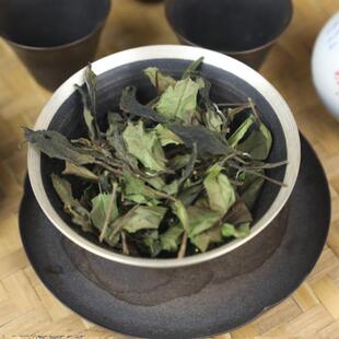 政和小白2026年群体种锦屏贡眉小白茶,生于烂石,碳焙工艺