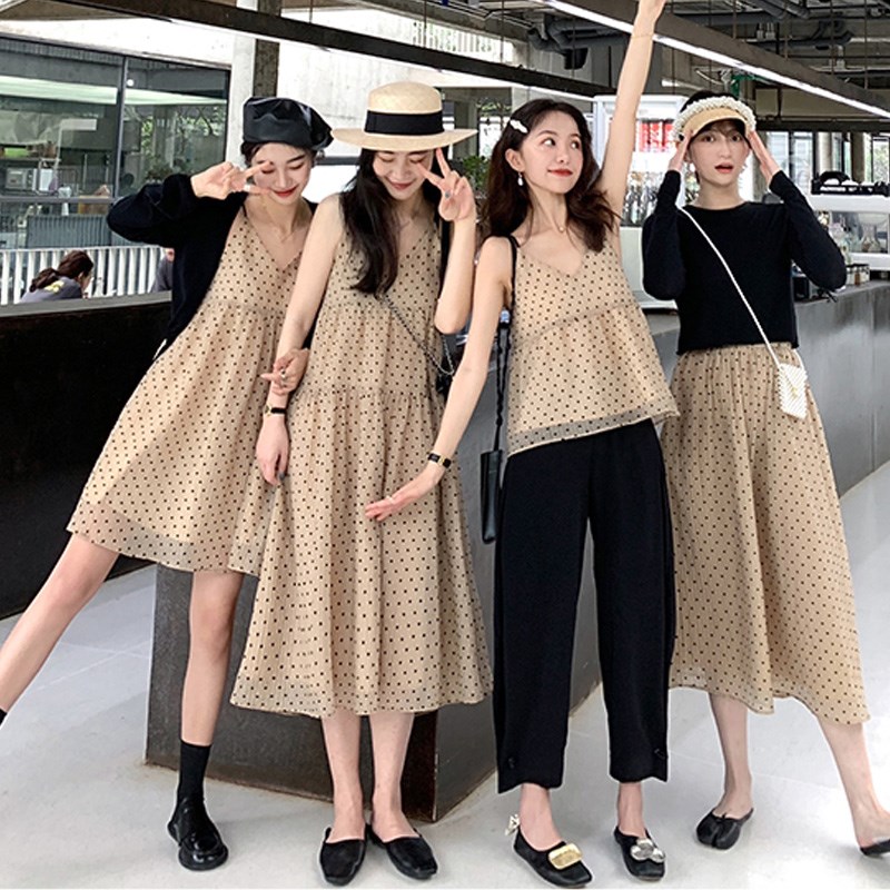 有赠品闺蜜套装姐妹装吊带连衣裙2019夏装新款法国小众两人三人法式裙子