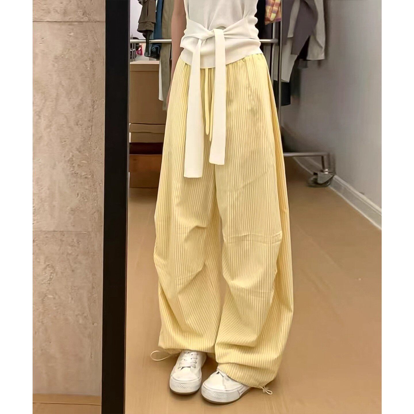 多巴胺黄色条纹刺绣工装裤女夏季