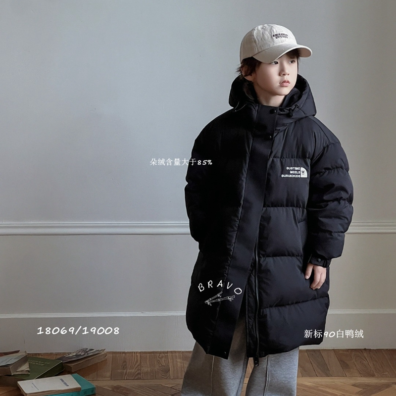 布芮欧2024冬男童中长款羽绒服潮