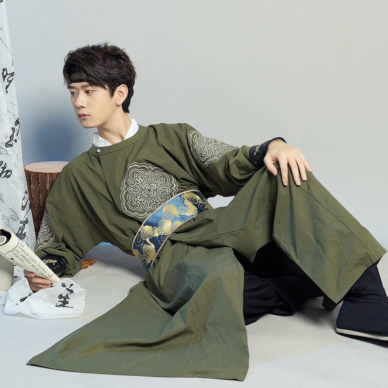 锦衣卫汉服男士刺绣花长款大码