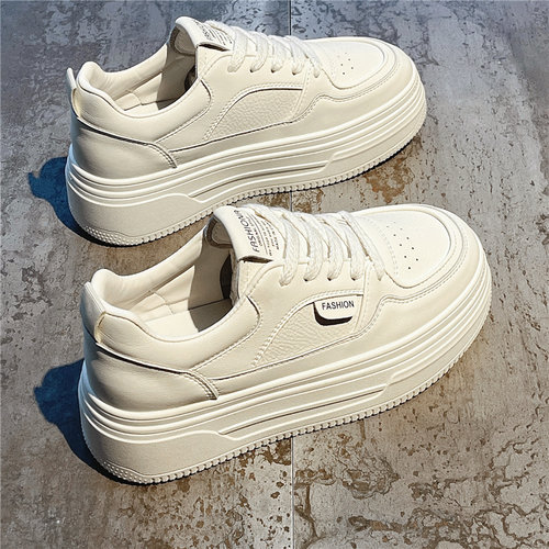 【甄选推荐】小白板鞋女厚底新款