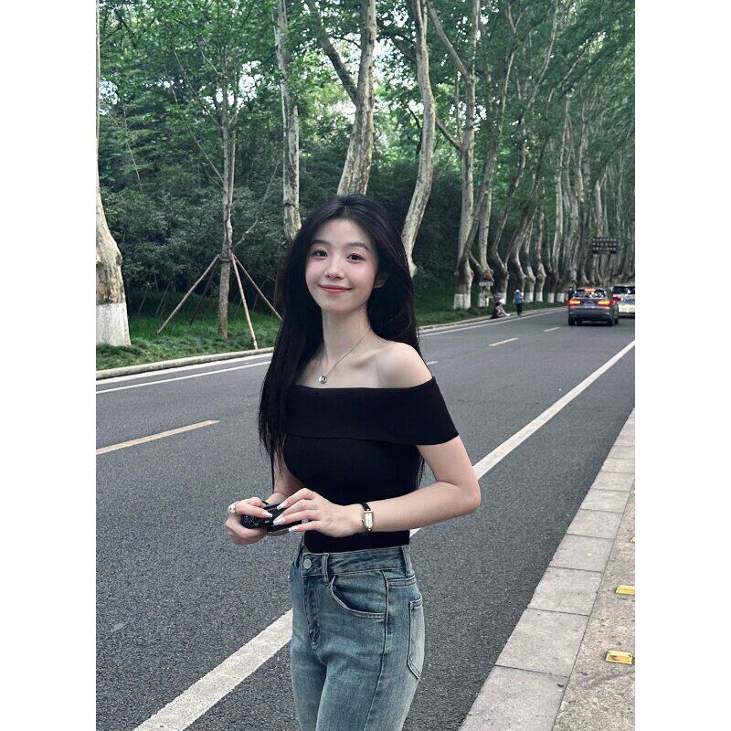 绝美一字肩上衣女高级感