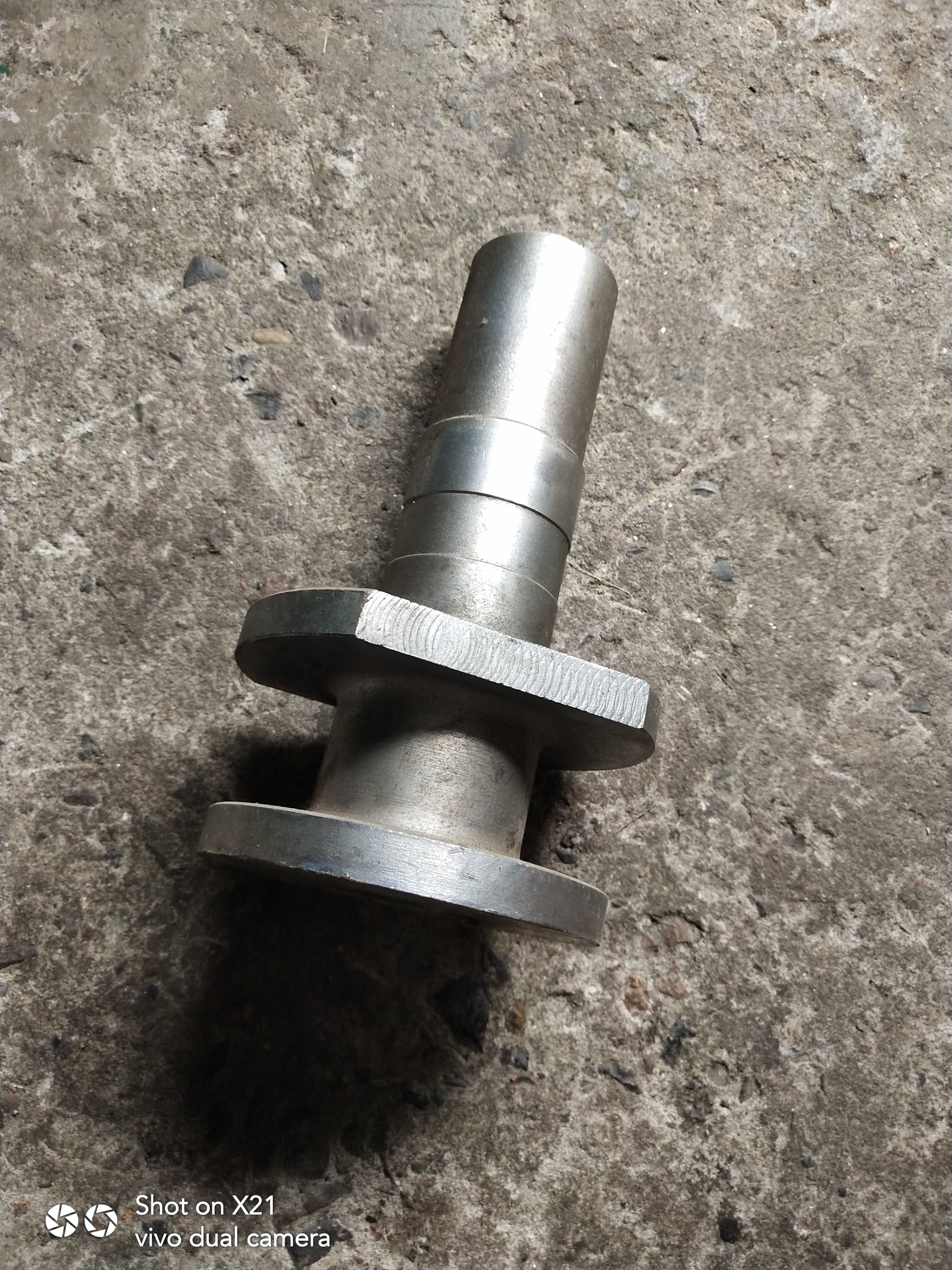 沈阳安阳C630 C6301车床5022丝杆中座内孔30/L196