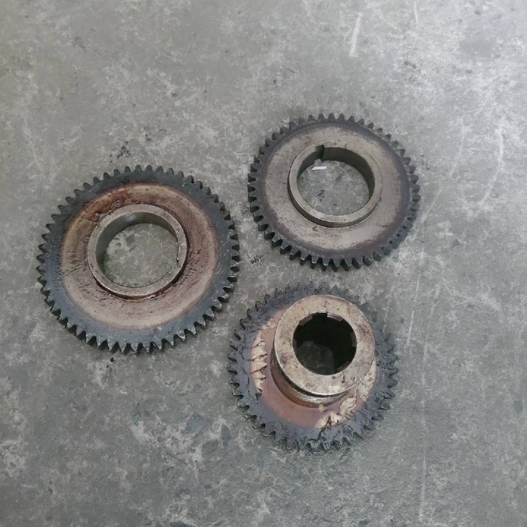 兰州机床厂CW6 163D/CW6180车床配件20502051 2052三联组合齿轮