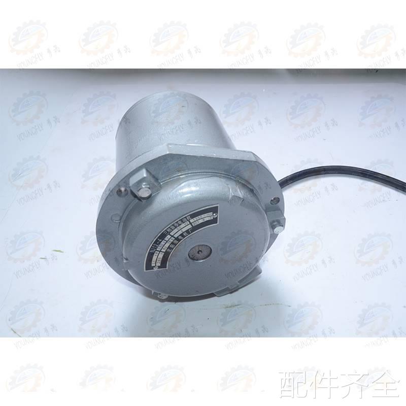 CW66163 CW613B CW6180 CW6180B车床溜板箱快速走刀电机NJ12-4机