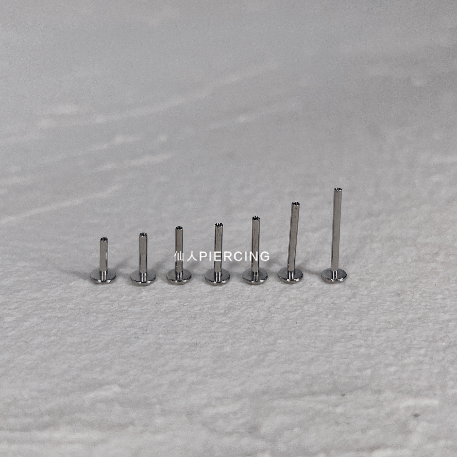 穿刺耳钉螺纹耳钉螺纹