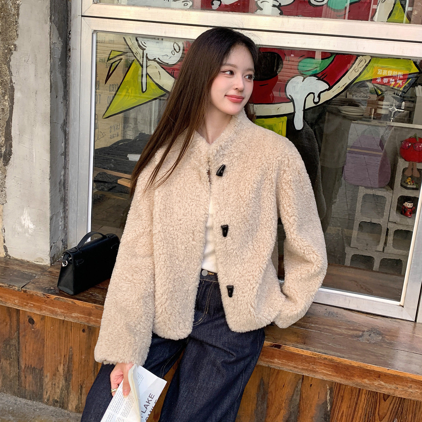 羊羔毛韩系2025秋冬季新款羊剪绒大衣皮毛一体皮草外套女立领短款