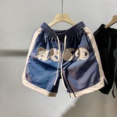 夏季薄款男士短裤时尚潮牌重工字母休闲五分裤青年亮面梳织沙滩裤