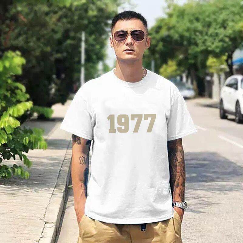香港1977潮牌短袖t恤男夏季宽松纯棉男士半袖男款衣服恤2023新款t图片