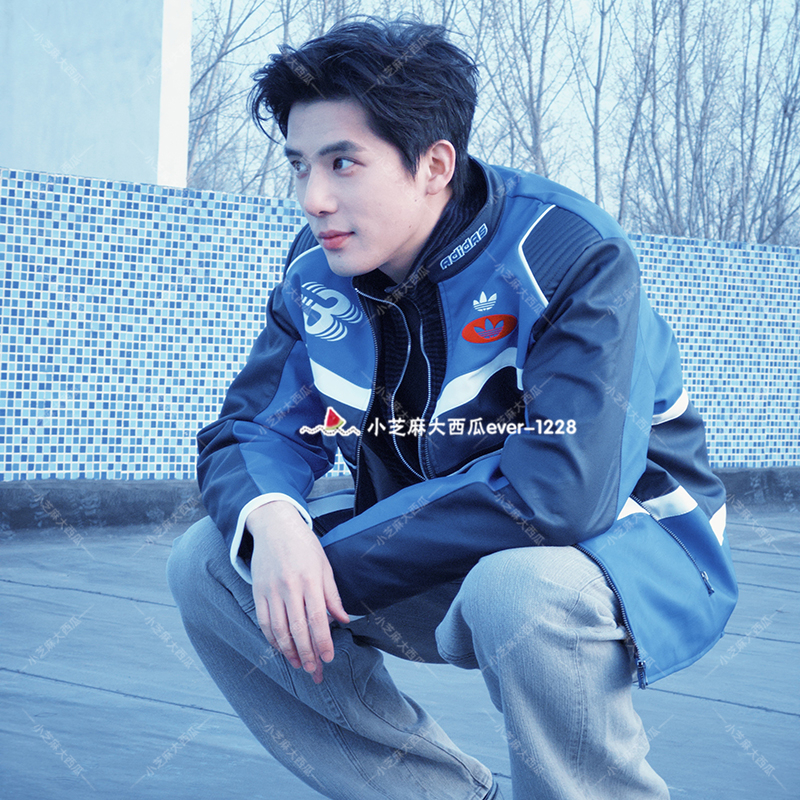 adidas三叶草赛车风机车服