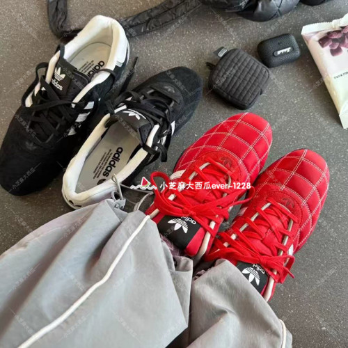 adidas三叶草赛车风运动鞋