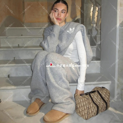 adidas三叶草运动宽松针织衫