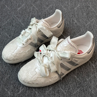 adidas三叶草专柜正品SAMBA男女缎面质感皮质蕾丝花纹板鞋HP3658