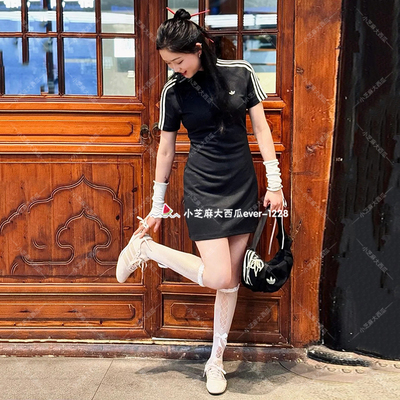 adidas三叶草中式衣领连衣裙
