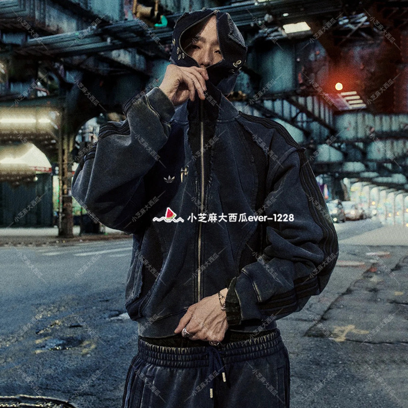 adidas三叶草拉链运动连帽卫衣