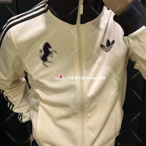 adidas三叶草复古运动夹克外套
