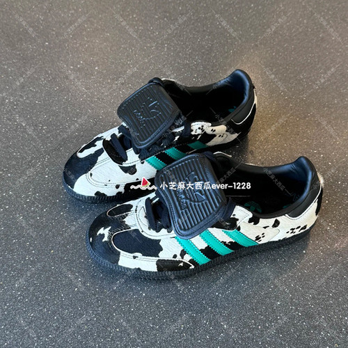 adidas三叶草足球风运动鞋