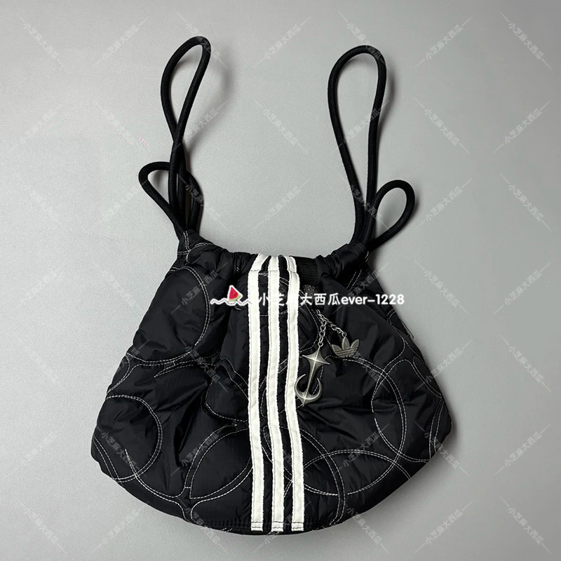 adidas三叶草抽绳束口袋休闲包