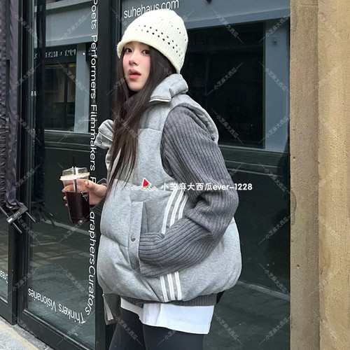 adidas三叶草鸭绒羽绒背心马甲