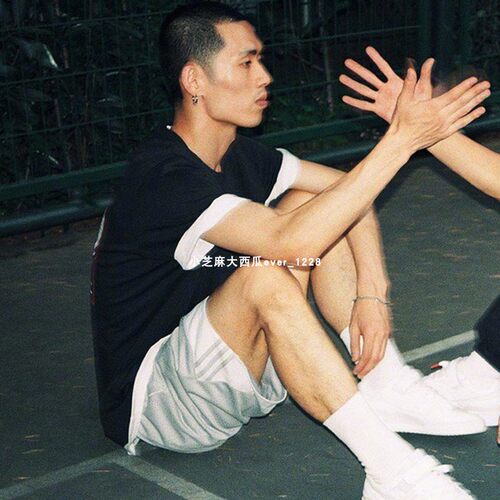 adidas三叶草专柜正品友谊第一