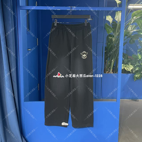 adidas三叶草大号版型慢跑裤