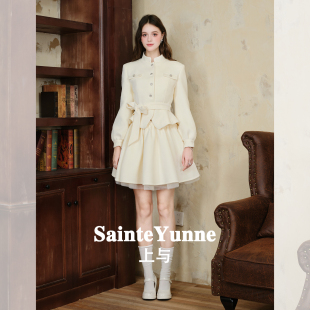 SainteYunne上与财阀千金贵气高级小立领收腰钻扣外套 短裙WT817