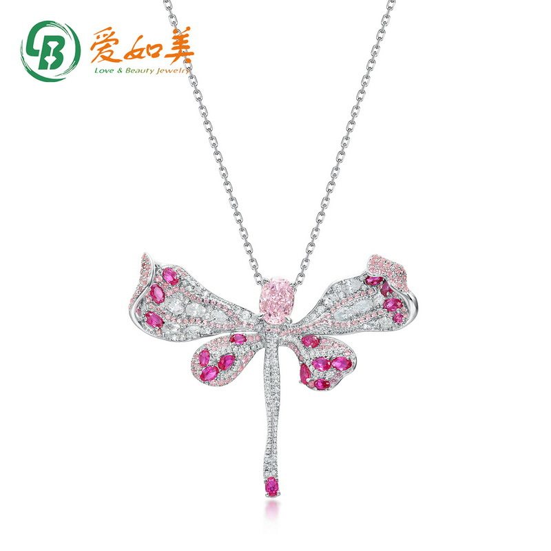 蜻蜓造型浅粉高碳钻吊坠S925银渡18K金PT950铂金满镶彩钻锁骨项坠