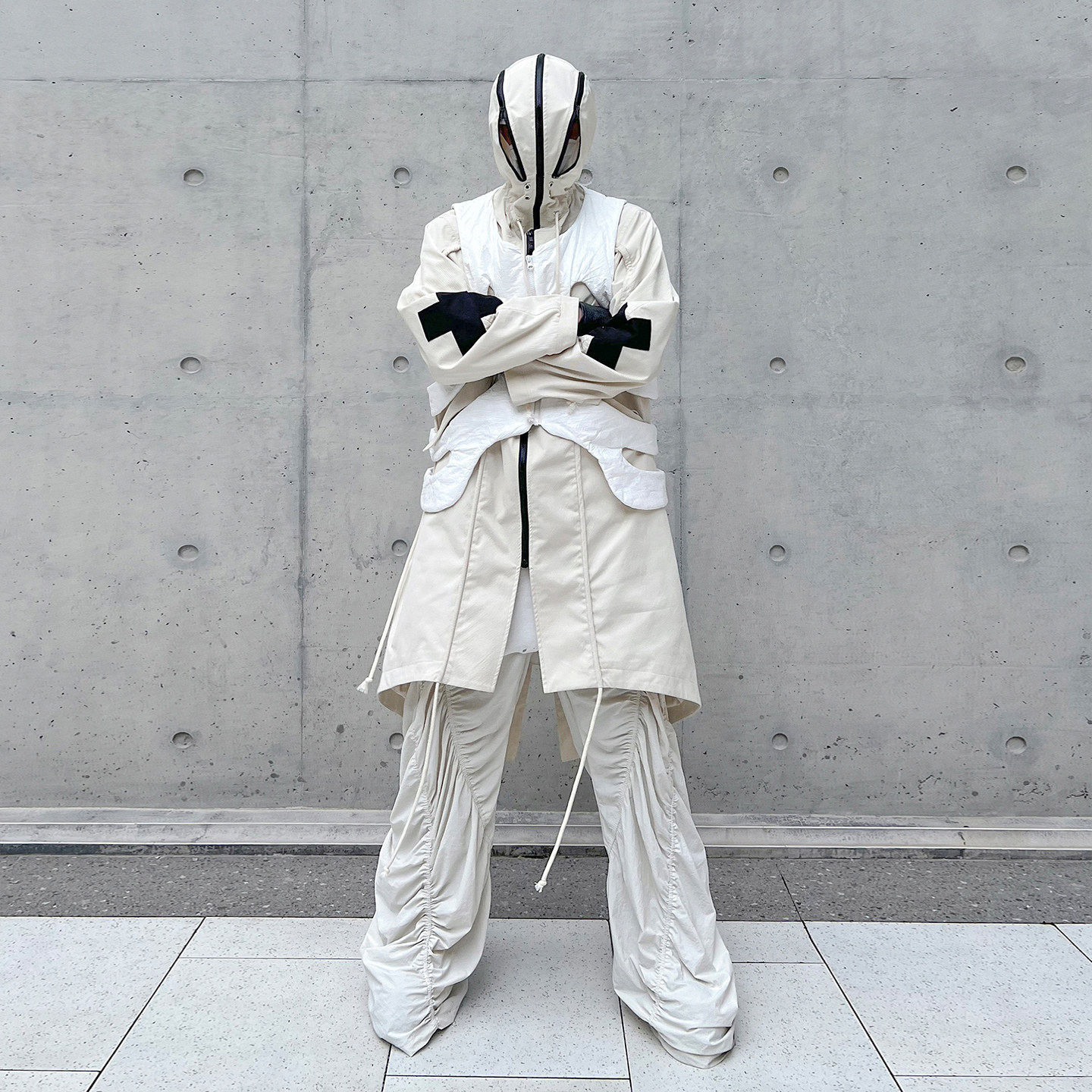 CHRYSOMALLON秋冬新款抽绳褶皱蒙面头套连帽休闲鱼尾风衣外套,男装,风衣,淘宝优惠券,粉丝福利购,淘宝优惠卷