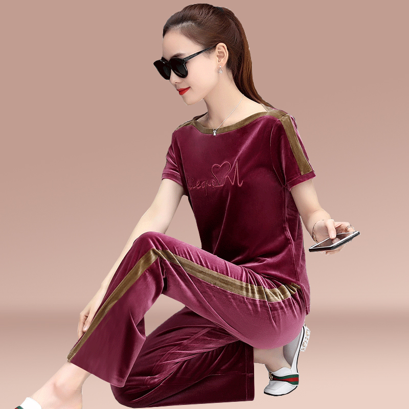 金丝/天鹅绒休闲运动服套装女夏季宽松韩版女装短袖夏装两件套潮在类目 女装/女士精品, 套装/学生校服/工作制服, 休闲运动套装中 - 来自Buy2taobao.com提供专业的淘宝代购服务