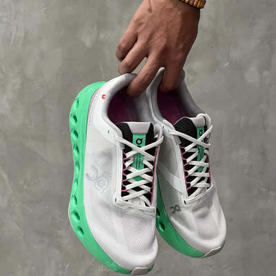 海外代购On Cloudsurfer Next昂跑减震舒适透气男女休闲跑步鞋