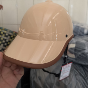 越南进口安全帽小体新款女复古头盔国标式轻便自行车盔半盔