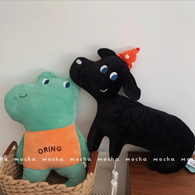 ins网红搞怪小狗青蛙抱枕沙发靠垫丑萌黄鸭毛绒玩具床上玩偶礼物