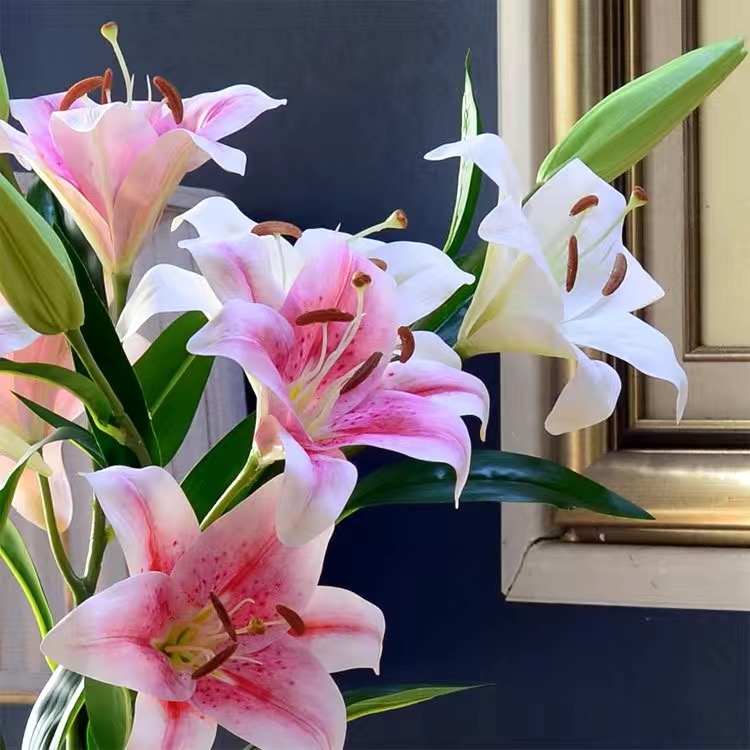 PU高仿真手感花单支百合花客厅婚庆假花永生花插花摆放花艺装饰花