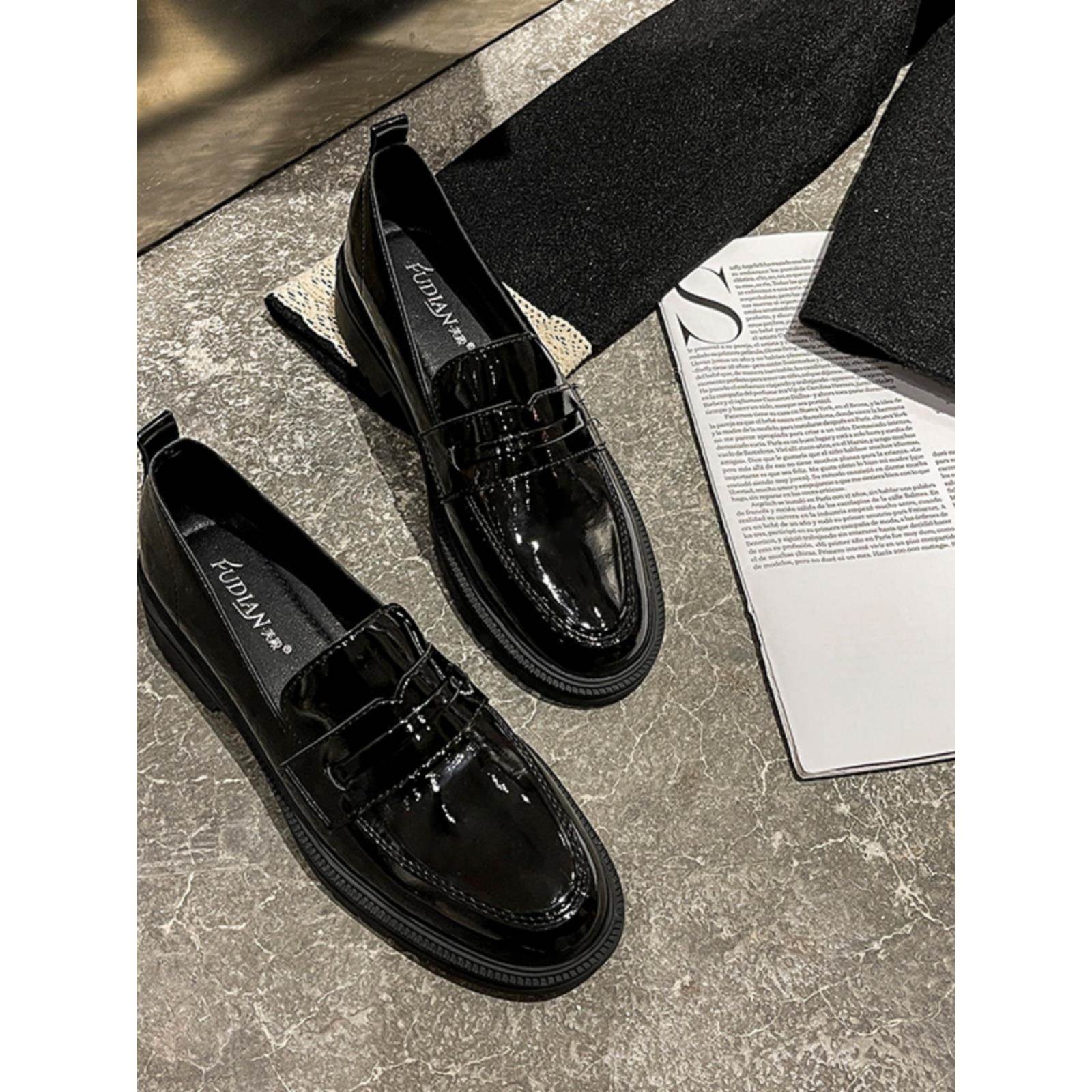 香港真皮小皮鞋女英伦2025新款春秋季百搭鞋子粗跟乐福鞋黑色单鞋