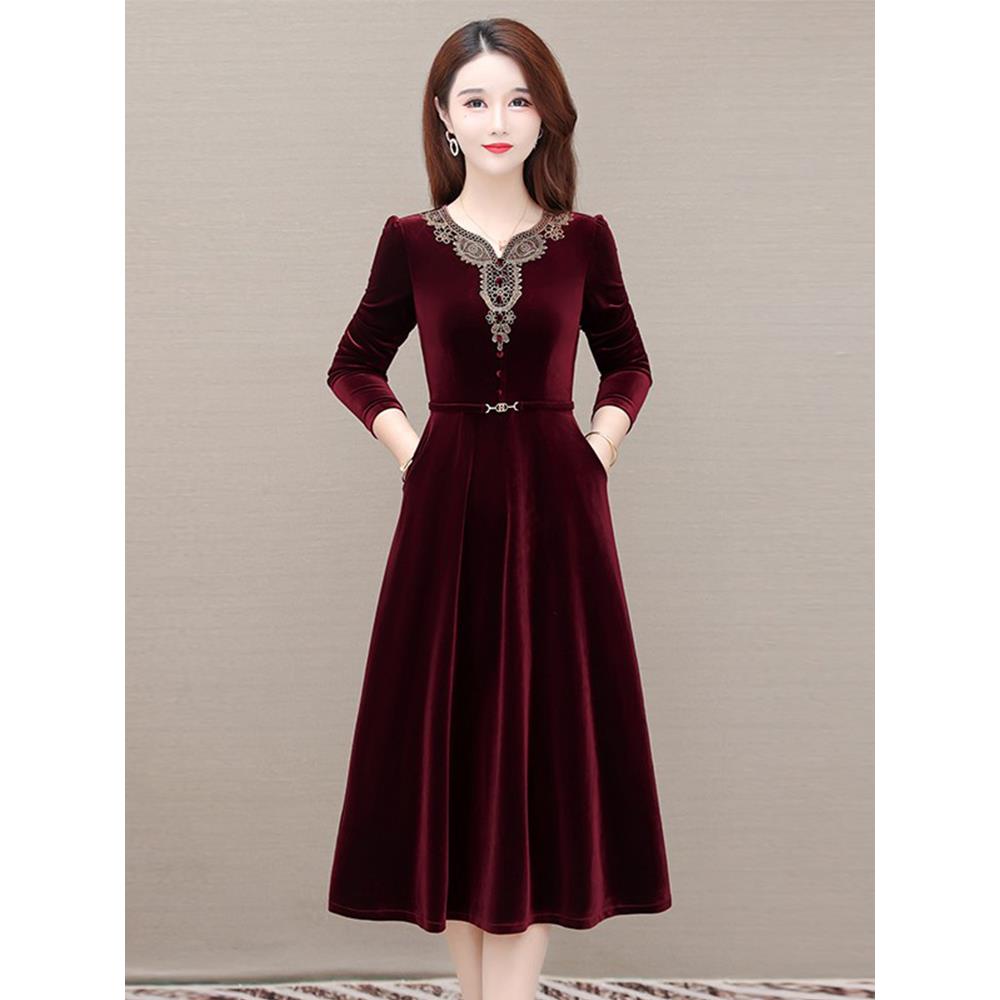 高贵金丝绒连衣裙2025春秋新款洋气减龄妈妈礼服气质优雅国风旗袍