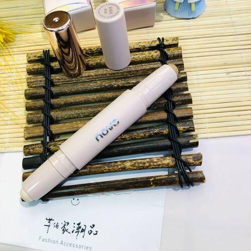 NOVO立体双头修容高光棒修鼻影阴影侧影脸部提亮初学者卧蚕笔学生