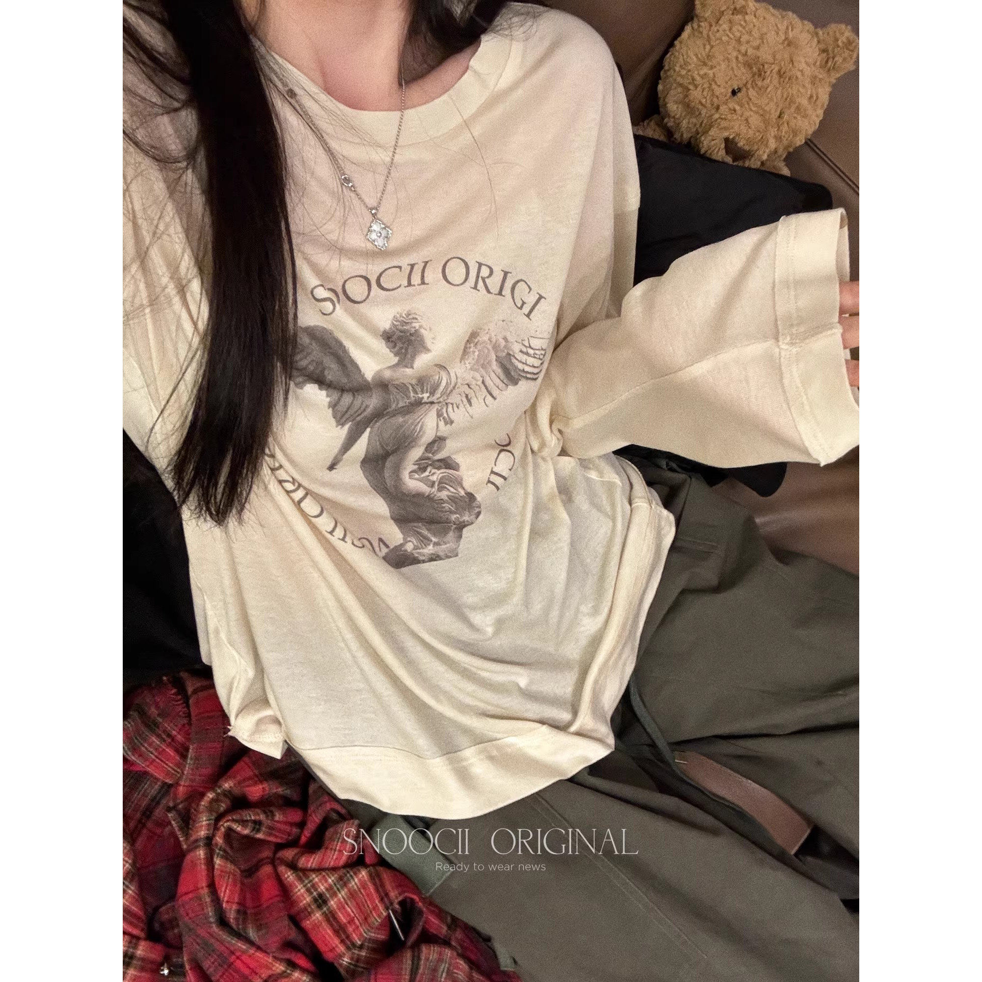 thumbnail for 钱美西 桑蚕丝莱赛尔 天使印花字母长袖t恤宽松打底衫防晒上衣女